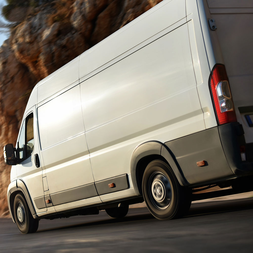 iveco recolha de recheios de casas, moveis, eletrodomesticos, monos